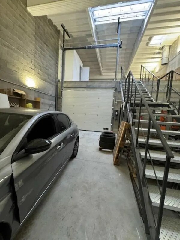 Industriel/Logistique dans Villefranche-sur-Saône à vendre Photo intérieure– Image 1 sur 4