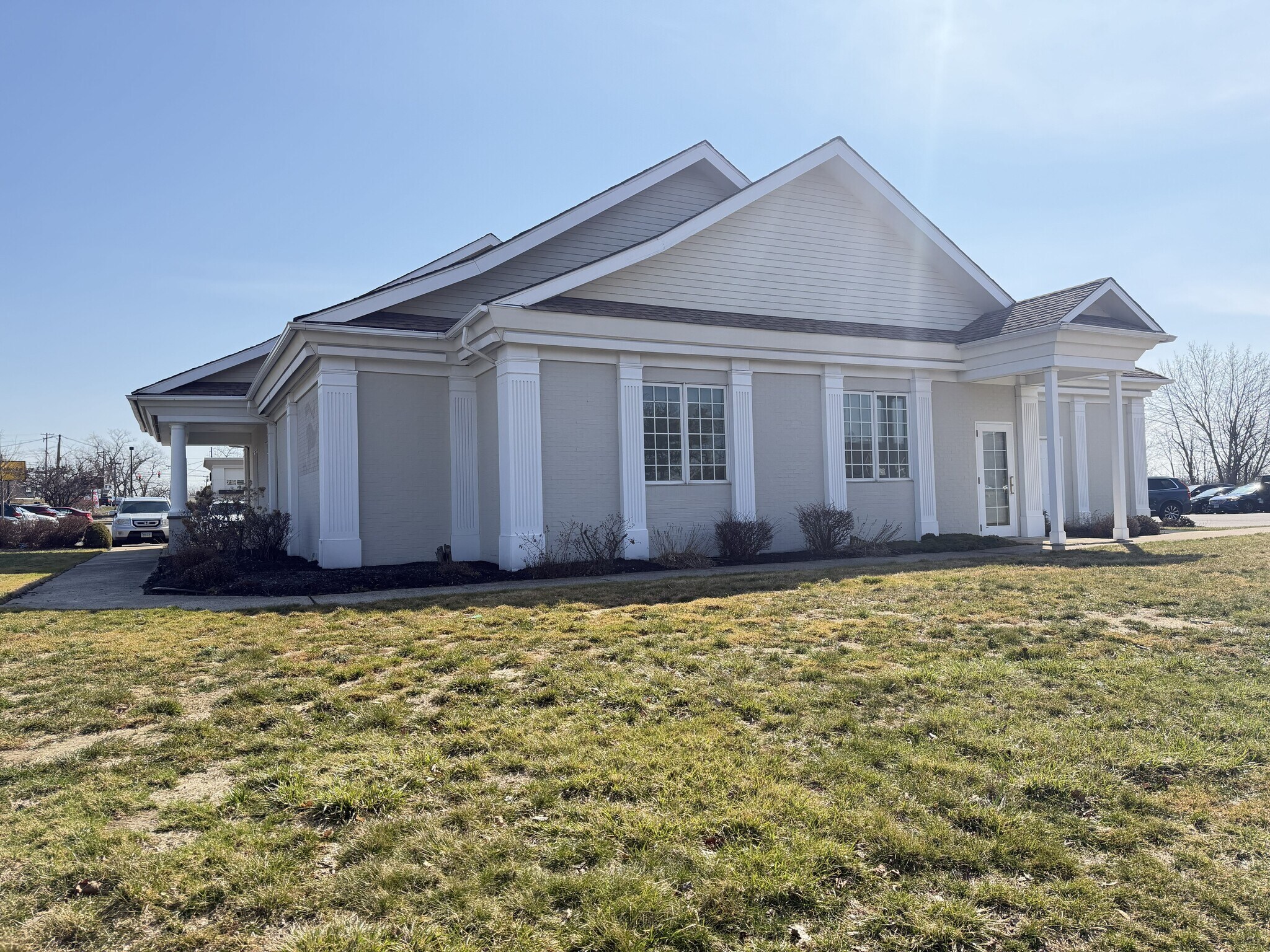 445 W Main St, Branford, CT à louer Photo principale– Image 1 sur 31