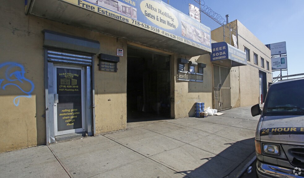 1107 Flushing Ave, Brooklyn, NY à louer - Photo de l’immeuble – Image 3 sur 5