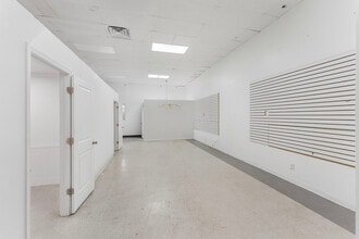 31-43 Merchant St, Newark, NJ à louer Photo intérieure– Image 2 sur 5