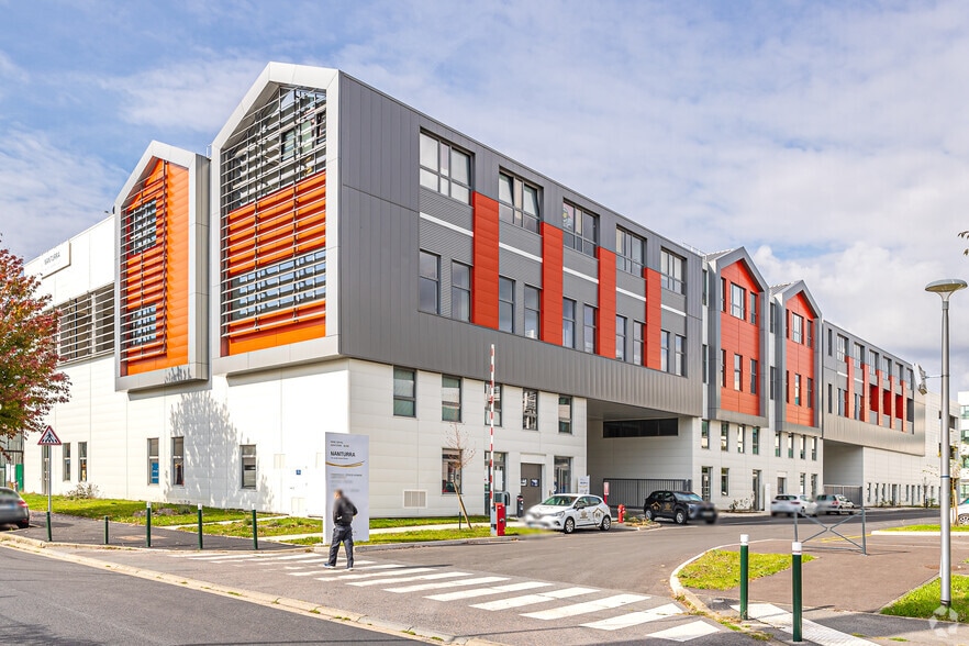 25 rue des Hautes Pâtures, Nanterre à louer - Photo principale – Image 1 sur 4