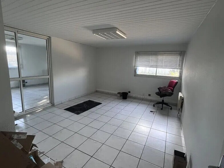 Bureau dans Cestas à louer - Photo de l’immeuble – Image 3 sur 5