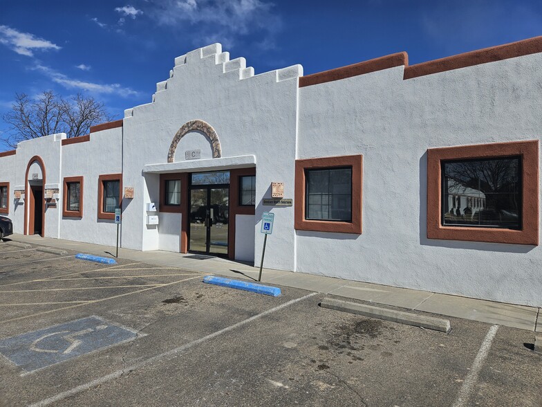 900 Indiana Ave, Pueblo, CO à louer - Photo de l’immeuble – Image 1 sur 7