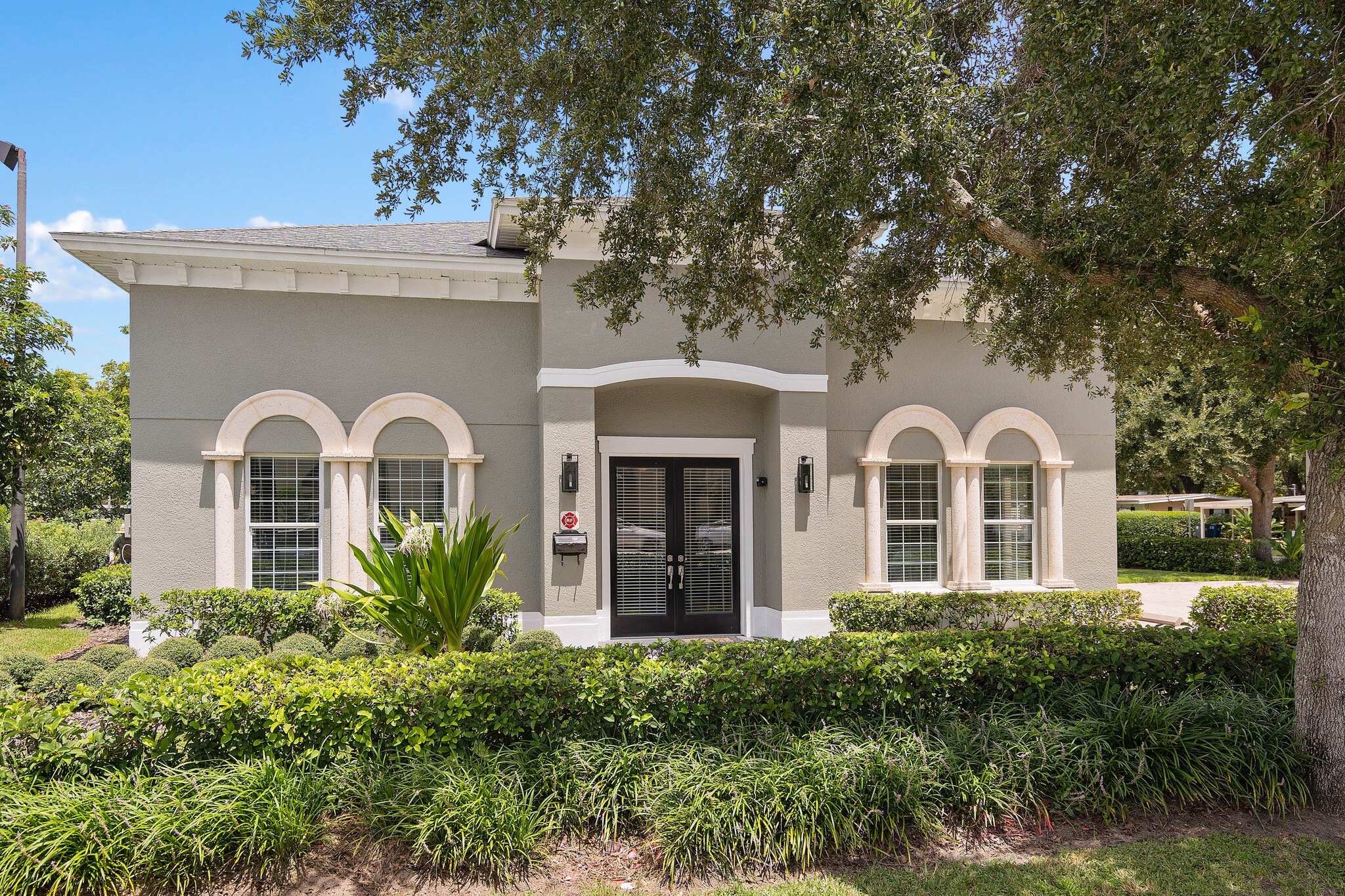 3217 Corrine Dr, Orlando, FL à louer Photo de l’immeuble– Image 1 sur 33