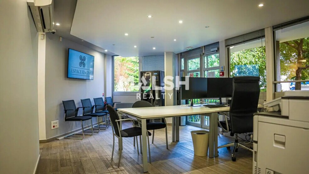 Bureau dans Villeurbanne à vendre - Photo de l’immeuble – Image 2 sur 18