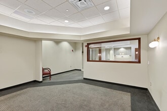 39475 Lewis Dr, Novi, MI à louer Photo intérieure– Image 2 sur 10