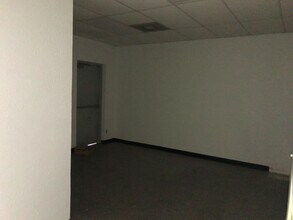3035 Broadway Blvd, Garland, TX à louer - Vidéo sur l’annonce professionnelle 