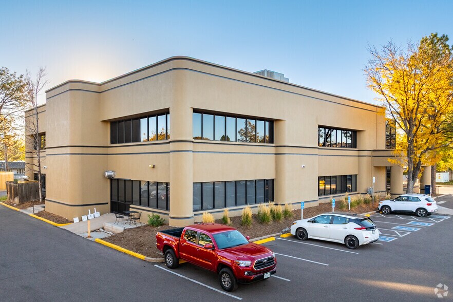 4999 E Kentucky Ave, Denver, CO à louer - Photo de l’immeuble – Image 1 sur 5