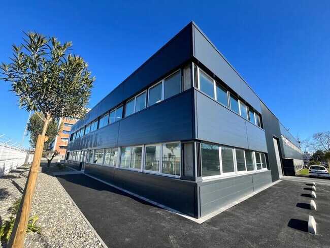 Plus de détails pour 7 Avenue Didier Daurat, Blagnac - Bureau, Local d'activités à louer