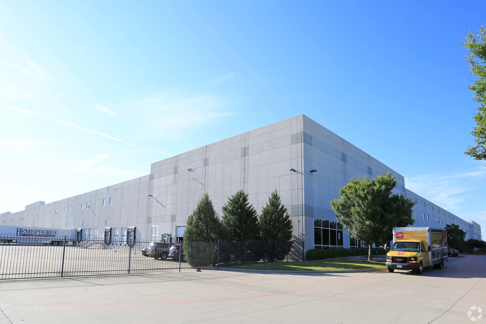 240 Dividend Dr, Coppell, TX à louer Photo de l’immeuble– Image 1 sur 5