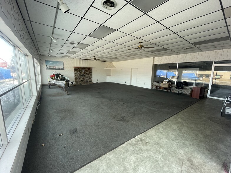 2066 Stevens St, Rhinelander, WI à vendre - Photo de l’immeuble – Image 3 sur 5