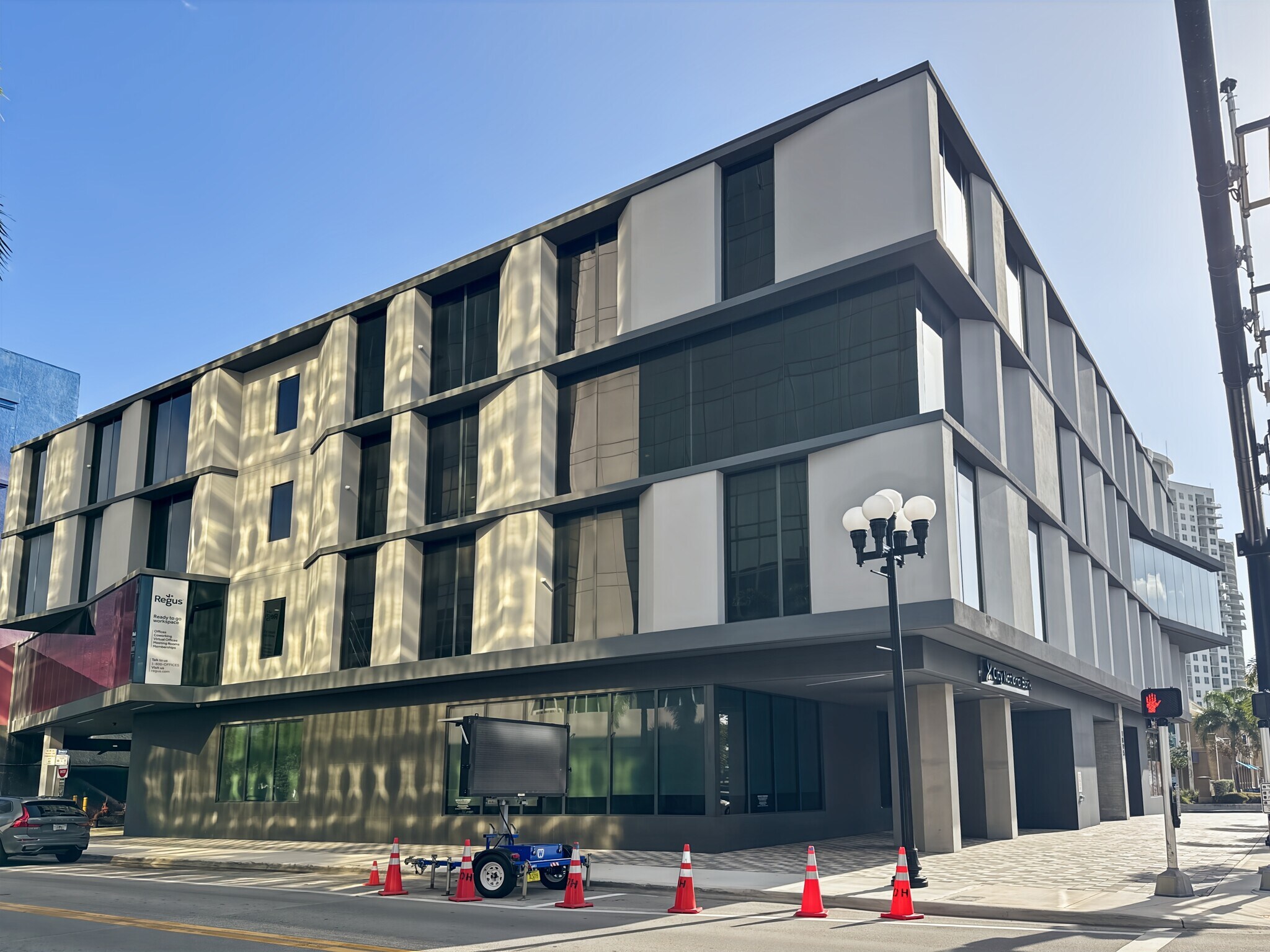 1895 Tyler St, Hollywood, FL à louer Photo principale– Image 1 sur 27