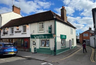 Plus de détails pour 6-10 High St, Welwyn - Local commercial à louer