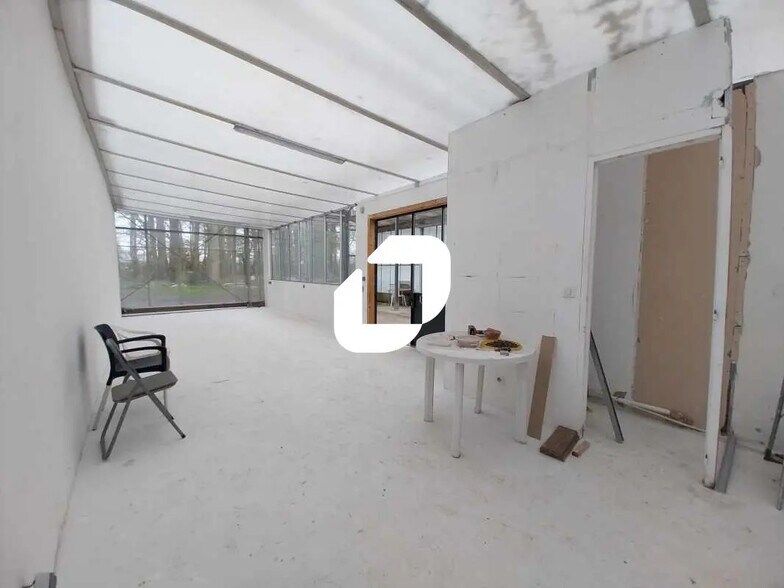 10 Rue Des Peupliers, Saint-Forget à louer - Photo de l’immeuble – Image 3 sur 7