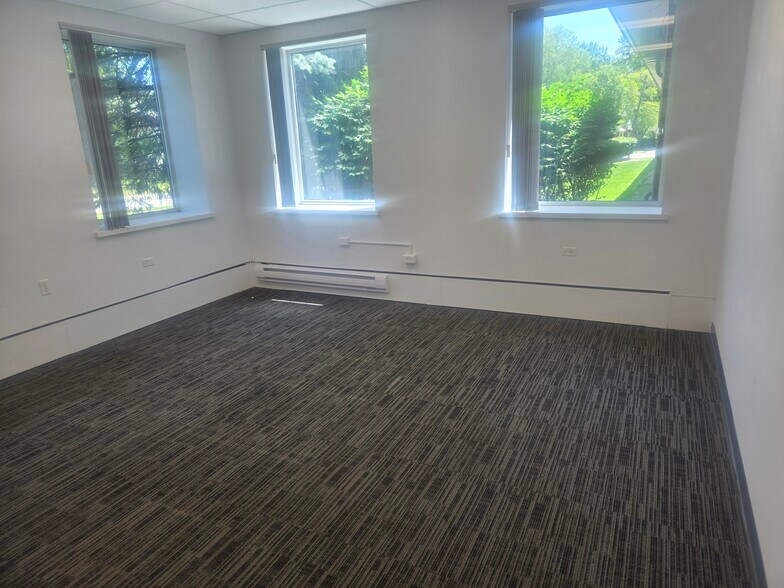 445 Godwin Ave, Midland Park, NJ à louer - Photo de l’immeuble – Image 2 sur 13