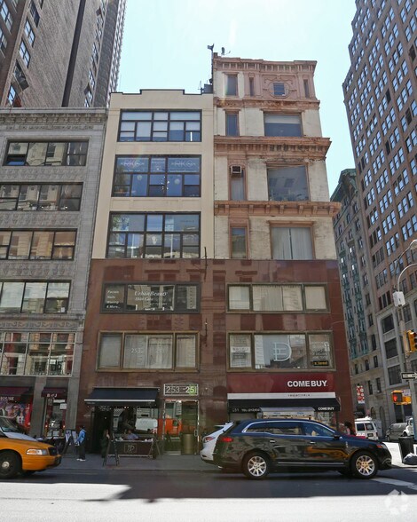 1 E 28th St, New York, NY à louer - Photo de l’immeuble – Image 2 sur 3
