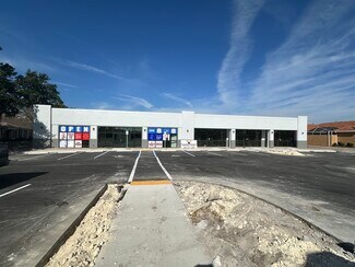 Plus de détails pour 5491-5495 Commercial Way, Spring Hl, Spring Hill, FL - Local commercial à louer