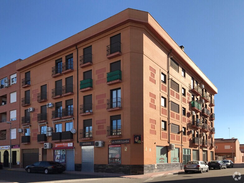 Immeuble residentiel dans Torrijos, Toledo à vendre - Photo principale – Image 1 sur 2