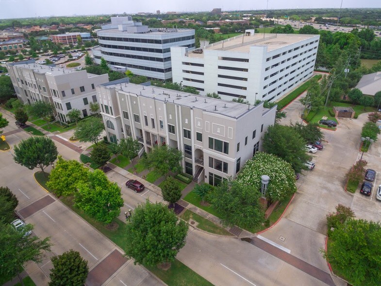 1423 Lake Pointe Pkwy, Sugar Land, TX à vendre - Aérien – Image 2 sur 16