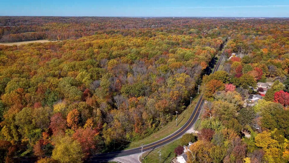 1215 Mohr Rd, Evansville, IN à vendre - Vidéo sur l’annonce professionnelle – Image 2 sur 44