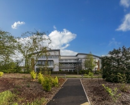 Pynes Hl, Exeter à louer - Photo principale – Image 1 sur 17