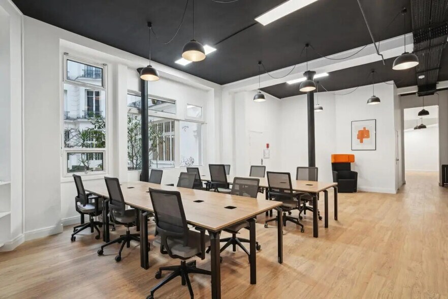 Bureau dans Paris à vendre - Photo de l’immeuble – Image 1 sur 6