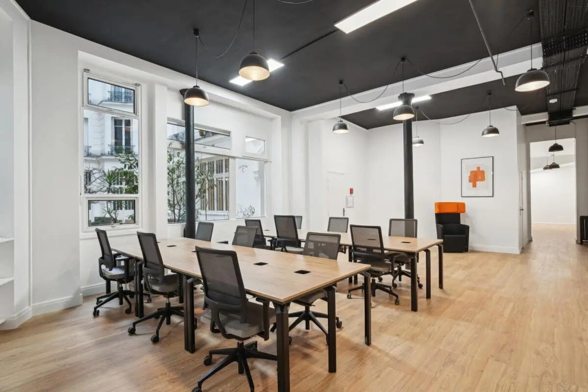 Bureau dans Paris à vendre Photo de l’immeuble– Image 1 sur 7