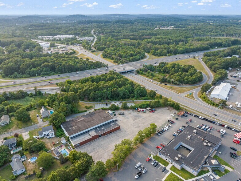 12 Merrill St, Salisbury, MA à vendre - Photo de l’immeuble – Image 3 sur 13