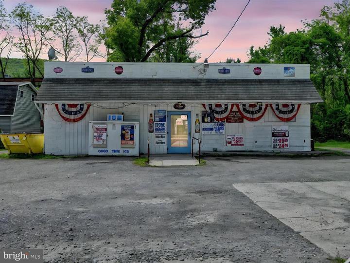 20 Main St, Lykens, PA à vendre - Photo de l’immeuble – Image 3 sur 27