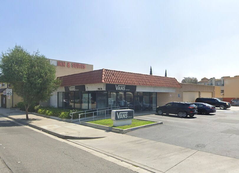 11620 Imperial Hwy, Norwalk, CA à vendre - Photo de l’immeuble – Image 2 sur 3