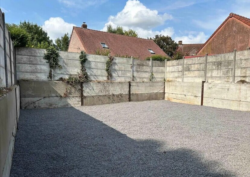 Industriel/Logistique dans Fretin à louer - Photo de l’immeuble – Image 2 sur 3