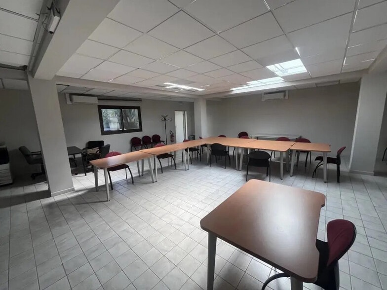 Bureau dans Mougins à vendre - Photo de l’immeuble – Image 2 sur 11