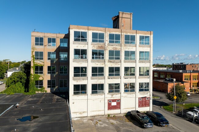 Plus de détails pour Opportunity Zone Historic Redevelopment – Industriel/Logistique aux enchères, Rochester, NY
