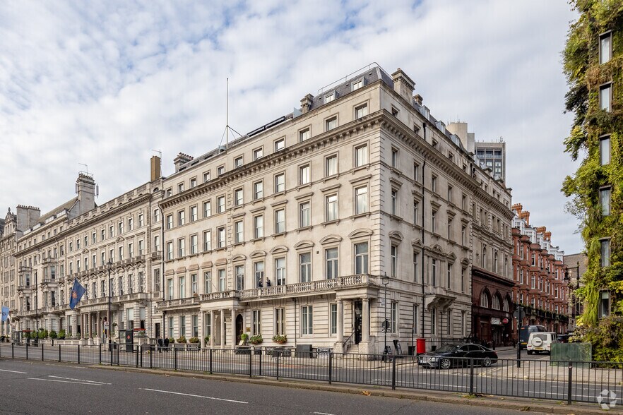 117 Piccadilly, Londres à louer - Photo principale – Image 1 sur 12