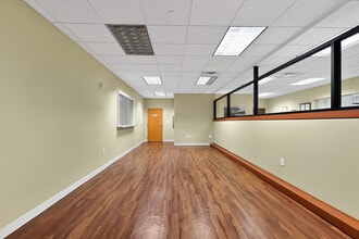 10475 Centurion Pky, Jacksonville, FL à louer Photo intérieure– Image 2 sur 14