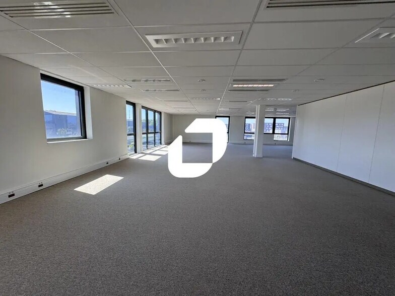 Bureau dans Strasbourg à louer - Photo de l’immeuble – Image 3 sur 7