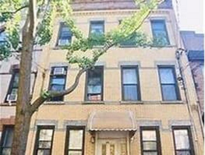 508 Onderdonk Ave, Ridgewood, NY à vendre - Photo de l’immeuble – Image 1 sur 1