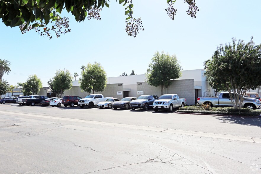 1402-1408 N Batavia St, Orange, CA à louer - Photo de l’immeuble – Image 3 sur 12