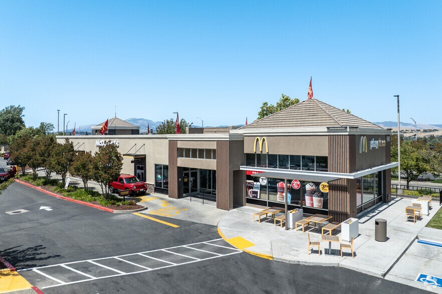 21001 San Ramon Valley Blvd, San Ramon, CA à vendre - Photo principale – Image 1 sur 4