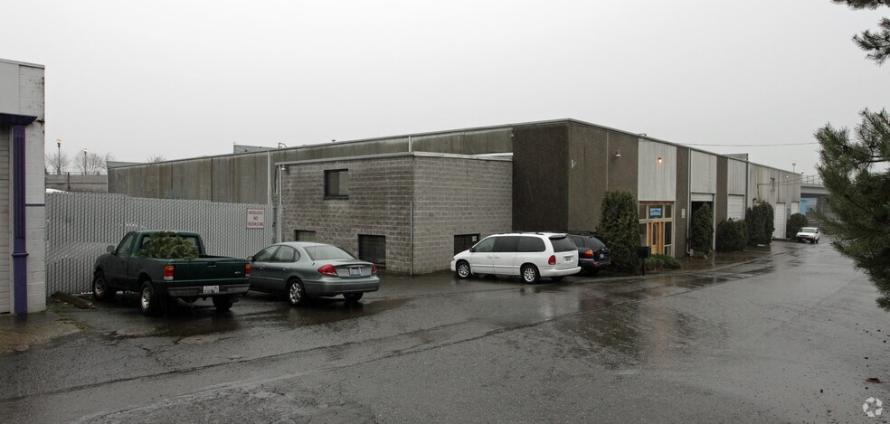 1305 W 17th St, Vancouver, WA à louer - Photo de l’immeuble – Image 3 sur 4