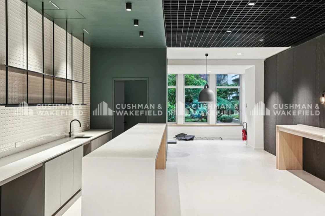 Bureau dans Paris à louer Photo de l’immeuble– Image 1 sur 14