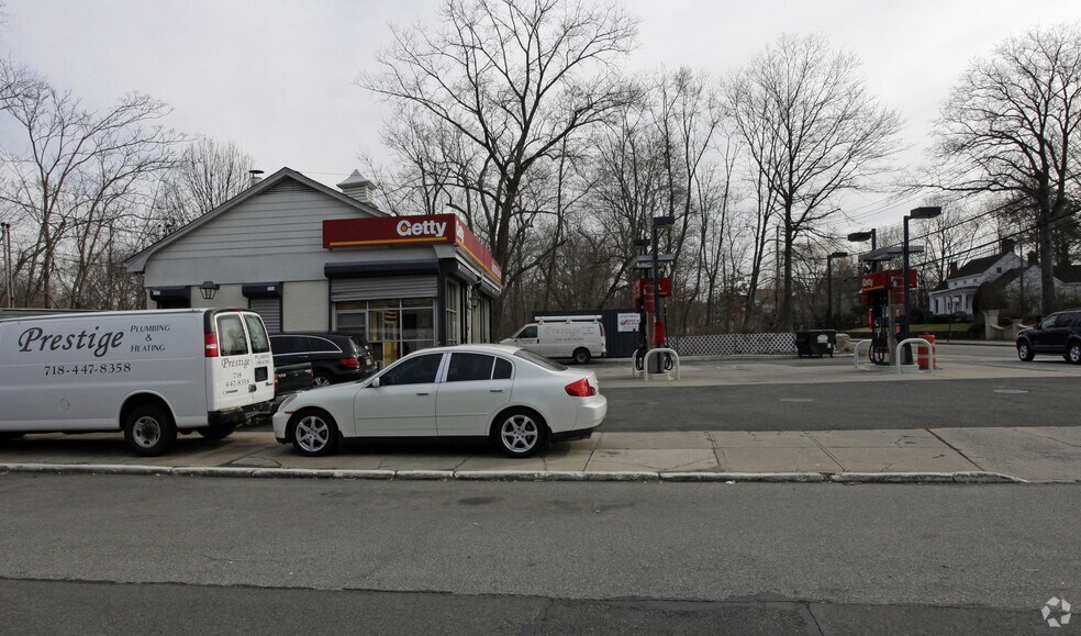 5931 Amboy Rd, Staten Island, NY à vendre - Photo de l’immeuble – Image 2 sur 2