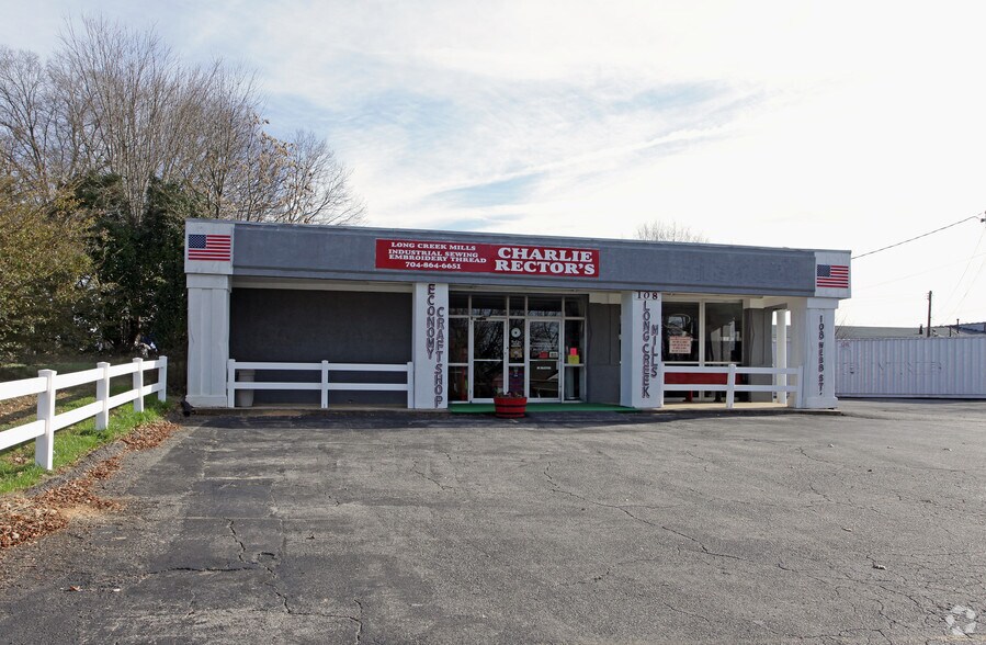 108 S Webb St, Gastonia, NC à louer - Photo de l’immeuble – Image 2 sur 11