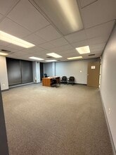 2600 Philmont Ave, Huntingdon Valley, PA à louer Photo intérieure– Image 2 sur 3