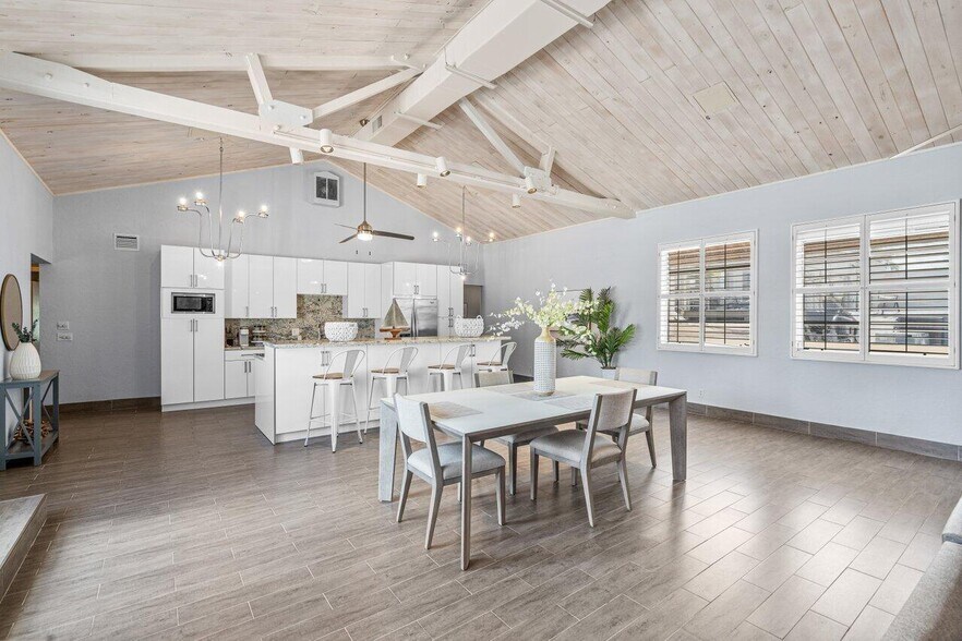 419 E Atlantic Ave, Delray Beach, FL à louer - Photo intérieure – Image 3 sur 13