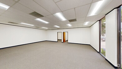 5555 N Lamar Blvd, Austin, TX à louer Numérisation 3D Matterport– Image 1 sur 17