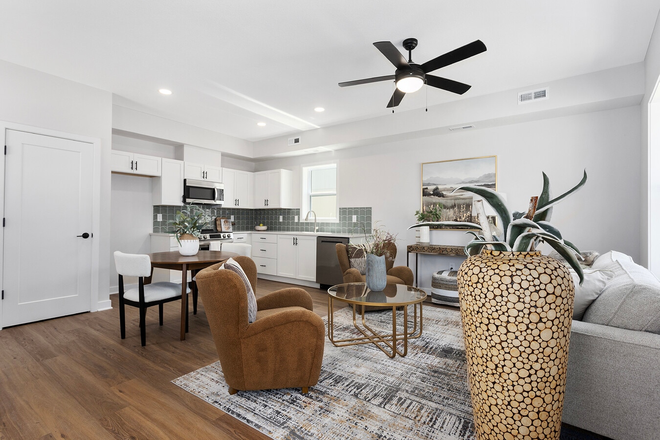 4523 Forest Ave, Kansas City, MO 64110 - Lot A - - Photo intérieure - Image 1 of 16