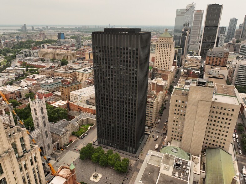 500 Pl D'armes, Montréal, QC à louer – Image 2 sur 10
