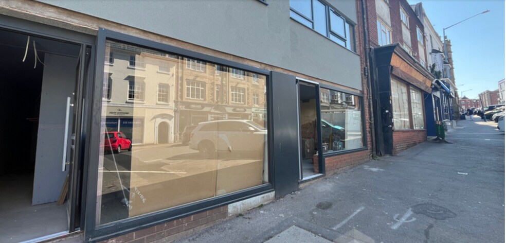 19 Lower High St, Stourbridge à louer - Photo de l’immeuble – Image 1 sur 1