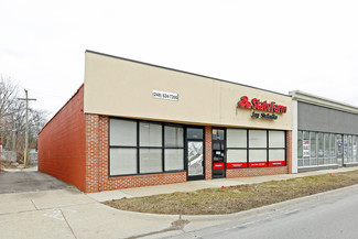 Plus de détails pour 27510-27512 W 8 Mile Rd, Farmington Hills, MI - Local commercial à vendre